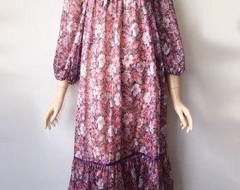 NIGHTIE // Vintage 1970s Nightgown Lolita Peasant Dress Style Sheer Gown Floral Print 70s Sleepwear Lingerie DDLG Womens Large XL