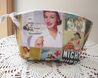 Clutch Purses, Nurse, Retro RN, Essential Oils Case, Nurse Purse, Nurse Cosmetic Bag, Zipper Clutch, Antiquebasketlady