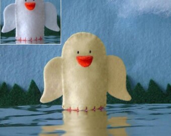 Duck Felt Finger Puppet - Select White or Yellow - Felt Duck Puppet - Felt Animal Puppet - Bird Finger Puppet - Toy Finger Puppet Duck