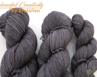 Pre-order: Stealing Thunder - Colourful Smooth Sock
