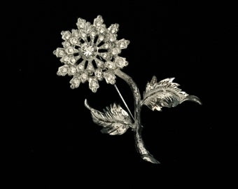 Vintage Large Rhinestone Flower Brooch VG1942