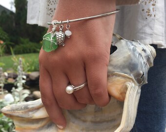 Beach bangle bracelet