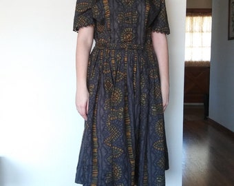 1950s patterned shirt dress with peter pan collar // large