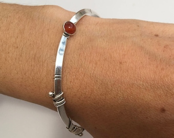 Carnelian bracelet, Orange carnelian bracelet, Silver carnelian bracelet, Orange Bracelet, Silver bracelet, Carnelian gemstone bracelet,