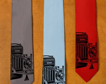 Camera Gift - Camera Necktie - Vintage Photography - Men's Neck Tie