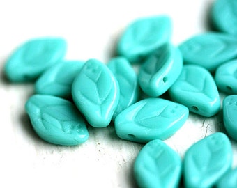 Turquoise leaf beads, czech glass leaves, pressed beads - 12x7mm - 25Pc - 0855