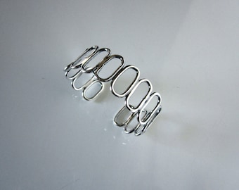 Bella's Oval Cuff Bracelet
