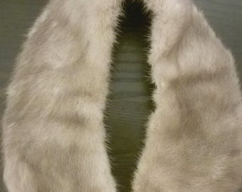 Beautiful Small Silver Mink Fur Collar _ Vintage