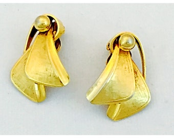Vintage Gold Tone Earrings Circa 1960s, Atomic Space age Gold Tone Clip on Earrings