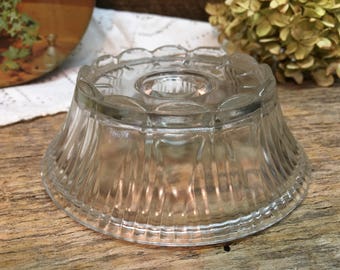 Vintage candlestick Holder/Clear/Ruffled Rim