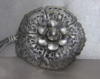 Vintage 1950's Stamped Silver Tone Flower Brooch