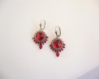 Swarovski earrings "Sari" in Siam Red