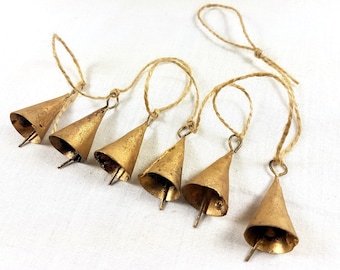 Windchime bronze bells garden chime Vintage Retro Boho Bohemian Tiny handmade Indian cow bell door hanger doorbell hemp sisal cord nursery