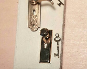 Door lock miniature