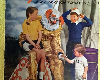 1946 Spinnerin Yarn Co, Knitting Pattern Book, Hand Knit for Youngsters and Children