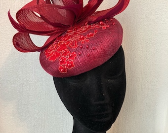 Red poppy vine burgundy large pillbox beret hat 3d bow lace feathers ascot fascinator