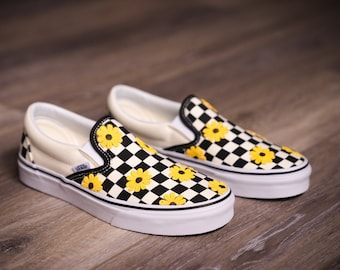 Custom Daisy Checkered Slip-On Women's