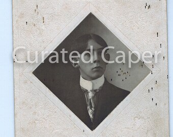 Original vintage photograph of man with plaid tie