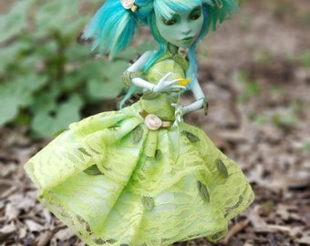 Verti the Garden Goblin (Monster High OOAK repaint)