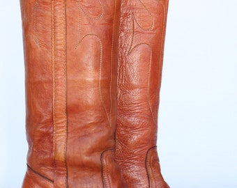 Beautiful vintage black tag 1960's Frye boho leather campus riding boots 8 B Brand new heels