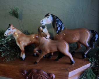 Family of 3 Porcelain Mustang Horse Figurines
