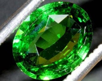 1.79 carats - Tsavorite Garnet CERTIFIED