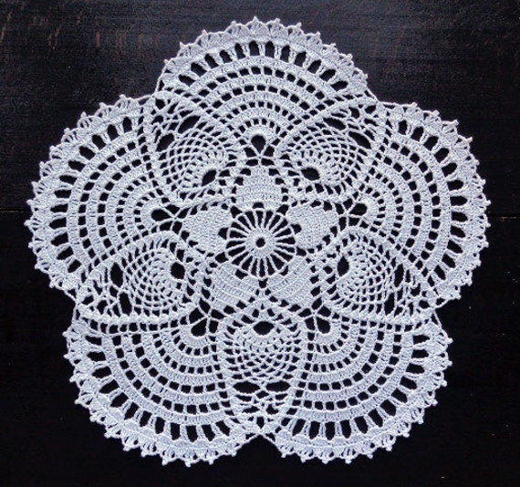 White crochet doily No.17