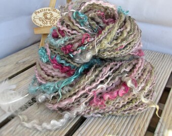 Handspun art yarn 100 gr Handmade pastel bulky hand dyed yarn for knitting saori weaving Chunky lockspun artisan yarn Curly mohair locks