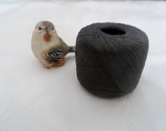 coton, darning or embroidery color dark gray 100% cotton
