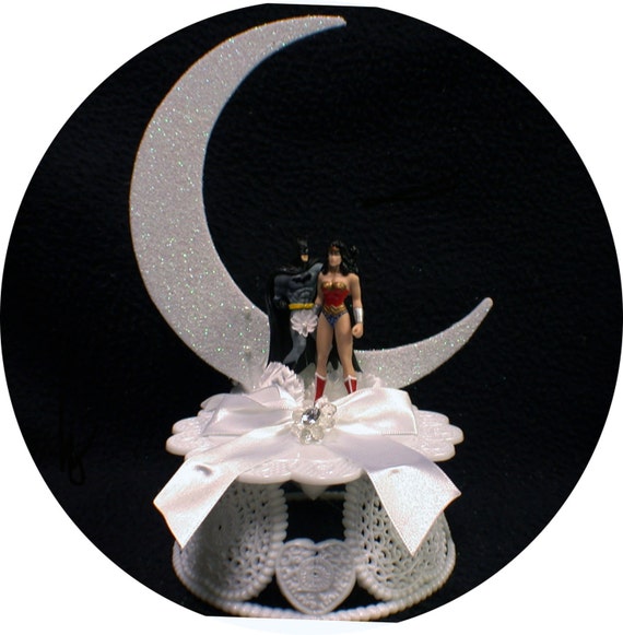 SEXY Batman  Wonder Women D C Comic Wedding  Cake  Topper