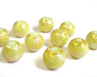 10 pearls bright yellow glass 10mm (O-19)