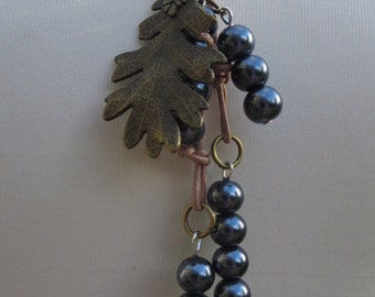 Pearl Lariat, Charcoal Pearl Lariat, Handmade Pearl Lariat, Edinburgh Jewellery Designer, K Brown Jewellery, Karen Brown, Pearl Jewellery