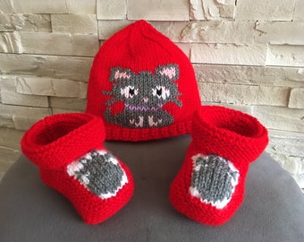 all baby bonnet booties CAT 6/9 months