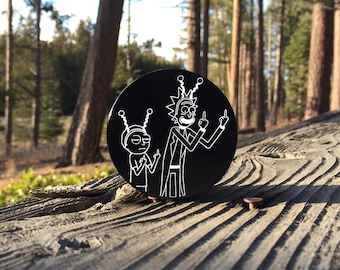 Large 2.5inch Custom Engraved Herb Grinder - Rick and Morty Art Peace Among Worlds - 4 Piece Aluminum