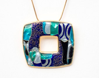 Ocean Window Pendant, 47 x 51 mm