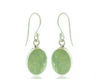 GREEN KYANITE