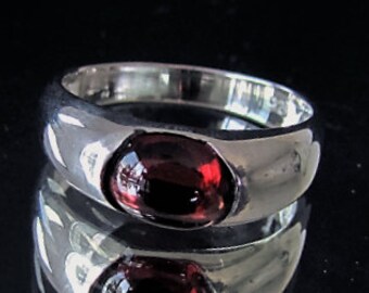 Sterling silver natural red Garnet gemstone ring Pyropos 3