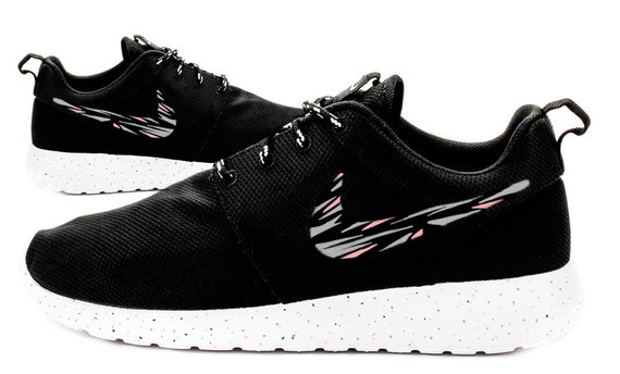 white nike roshe womens with black swoosh white nike roshe womens with black swoosh