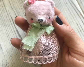 3 inch Artist Handmade Pocket Sized Miniature Blythe Friend Teddy Bear Noa by Sasha Pokrass