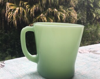 Anchor Hocking Fire King Jade-ite D Handle Mug