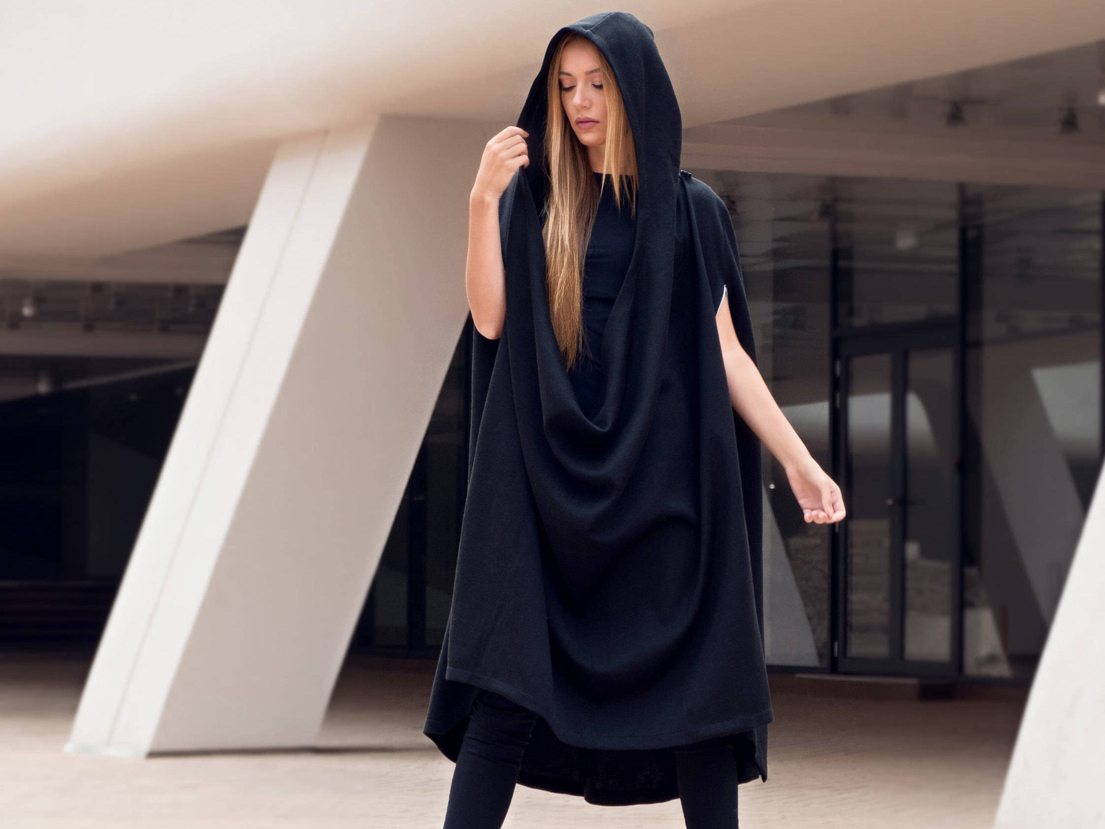 One Size Black Hooded Cape Maxi Hooded Cloak Winter Coat