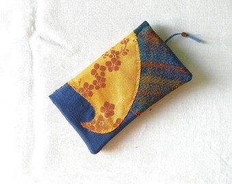 138 checkbook heel at the top, blue and ochre