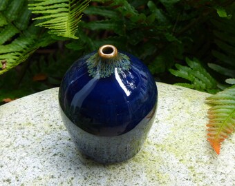 Porcelain indigo bud vase