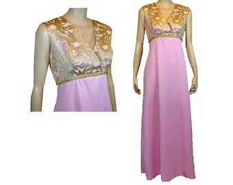 In The Pink - Vintage 1970's Prom Dress Gown - Medium
