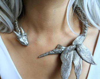 Dragon Necklace Game of Thrones. Daenerys Costume. Daenerys Dragon Necklace. Silver Dragon Necklace. Games of Thrones Cosplay. GoT Costume