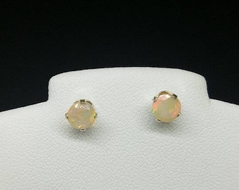 fire opal earrings, fire opal studs, fire opal jewelry, round fire opal earrings, round fire opal studs, 5mm sterling .925 silver