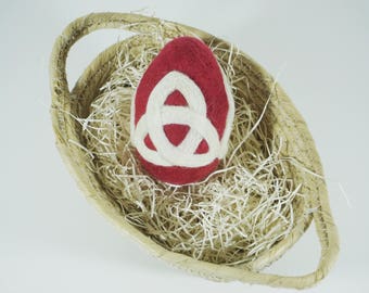 Easter Egg - Needle Felted Wool Egg - Cranberry Red - Celtic Knot - Easter Gift - Needlefelt Egg - Easter Decoration - Felt Easter