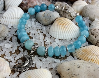 Aquamarine bracelet March birthstone bracelet March birthstone jewelry Blue stone bracelet Aquamarine jewelry Beaded bracelet Moon jewelry