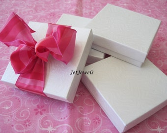 10 Jewelry Gift Boxes, White Gift Boxes, Kraft Boxes, Wedding Favor Boxes, Bridesmaid Gift Box, Boxes with Lids, Cotton Filled 3.5x3.5x1