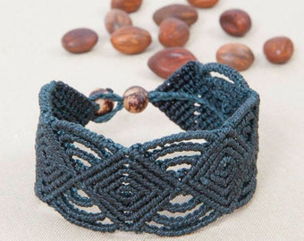 Macrame bracelet, handmade jewelry, micro macrame, friendship bracelet